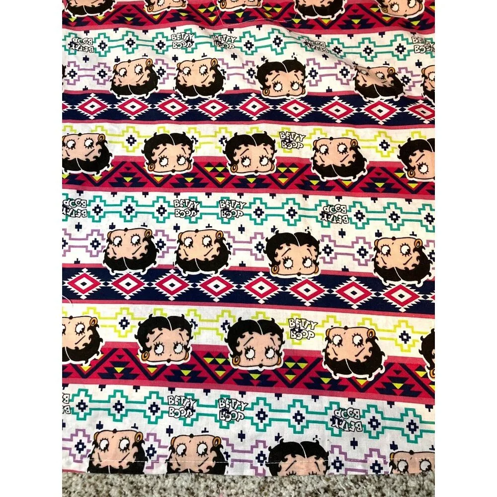 Nurse Medical Uniform Betty Boop Scrub Top Size XL - Picture 5 of 9
